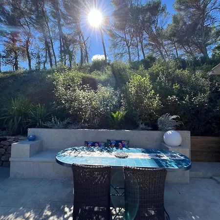 Maisonnette Climatisee Holiday home Aix-en-Provence